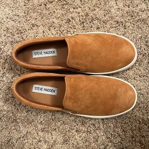 Steve Madden Gills Sneaker